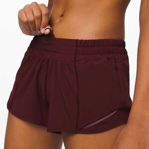 Lululemon 2.5” Hotty Hot - Dark Red